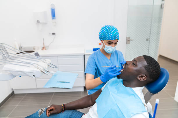 Best Emergency Tooth Extraction in Teviston, CA